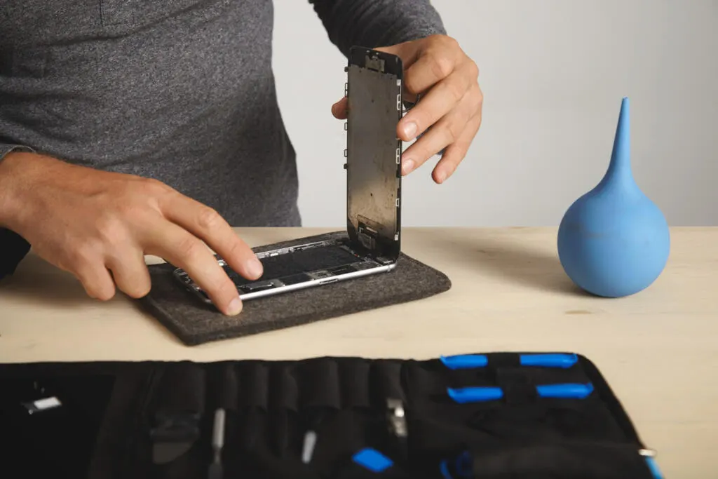 iPhone Battery Drain: Professional Diagnostics and Solutions